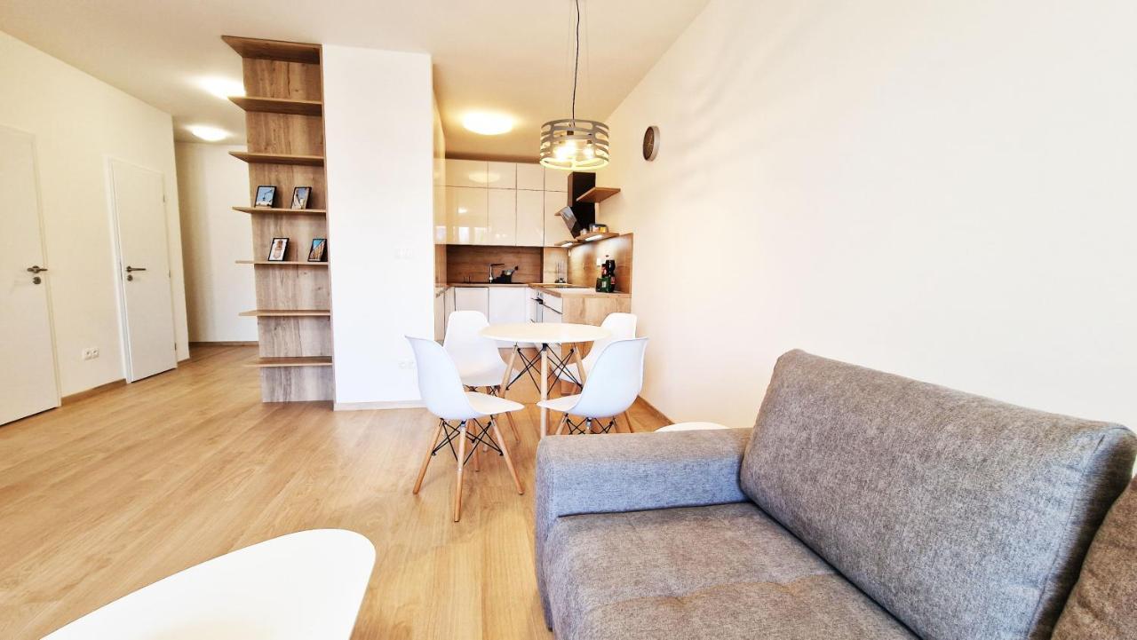 Luxo 2 Room Apartments By Bratislavatrip 외부 사진