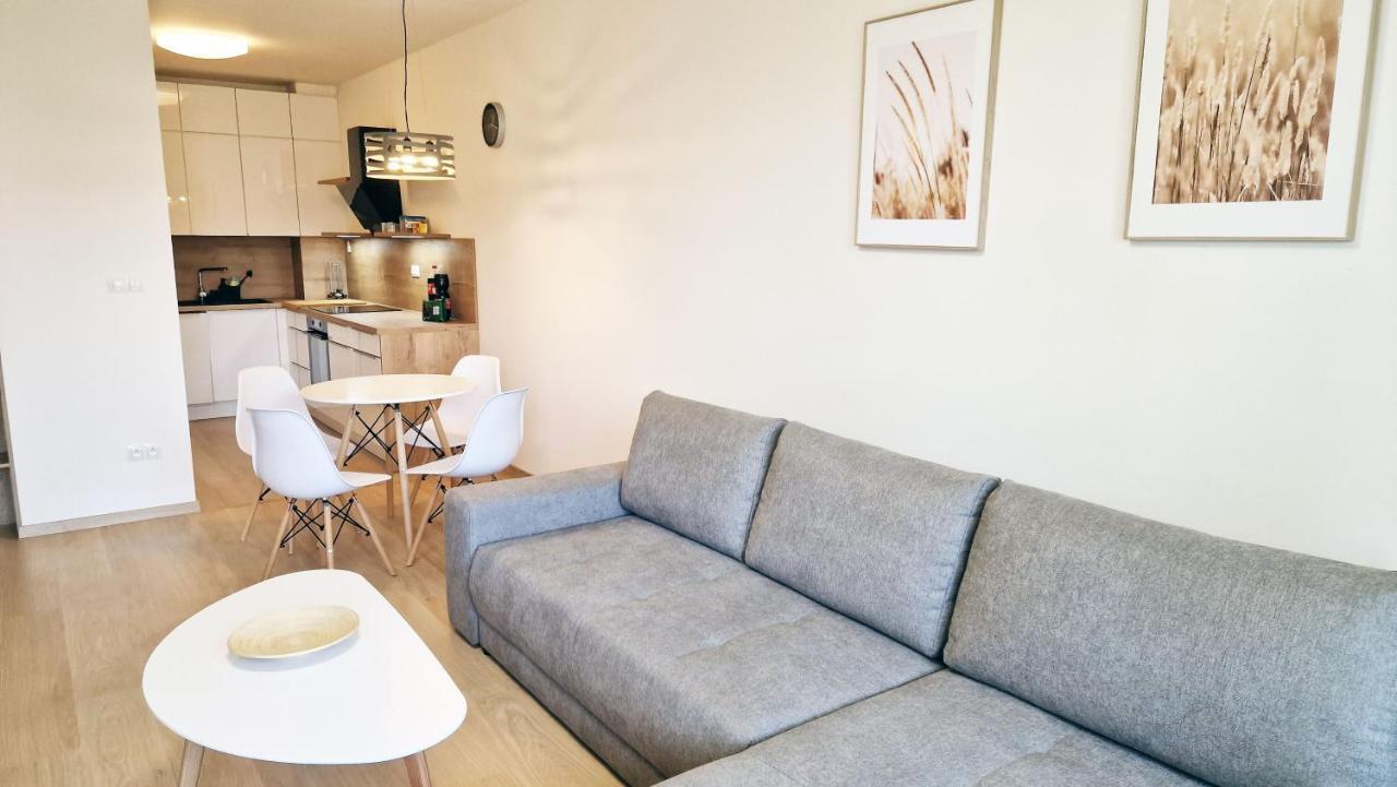 Luxo 2 Room Apartments By Bratislavatrip 외부 사진
